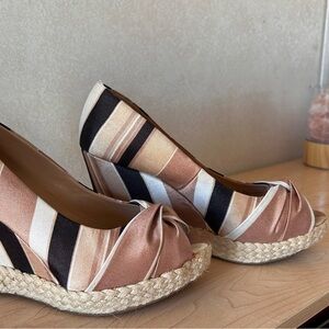 Black and Cream Wedge Shoes with Casual Style